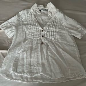 White flowly shirt